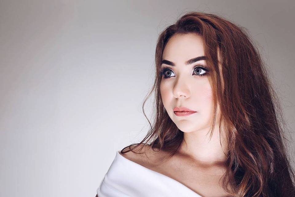 Жағажайдағы үлкен бөкселердің фотосы Ішкі видеодан пизды порно